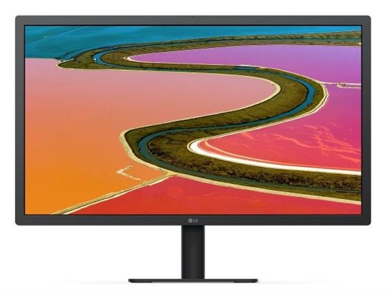 LG UltraFine 4K Display for iPad Pro